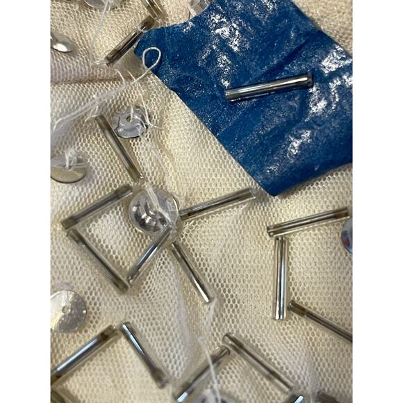 Mac Duggal Geometric Embellished Sleeveless Dress 93758 Nude Silver 6 NWT FLAW - Picture 10 of 10